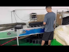 کیف دستی شارژر خورشیدی تاشو با پورت های USB اندازه 3570*550*28mm